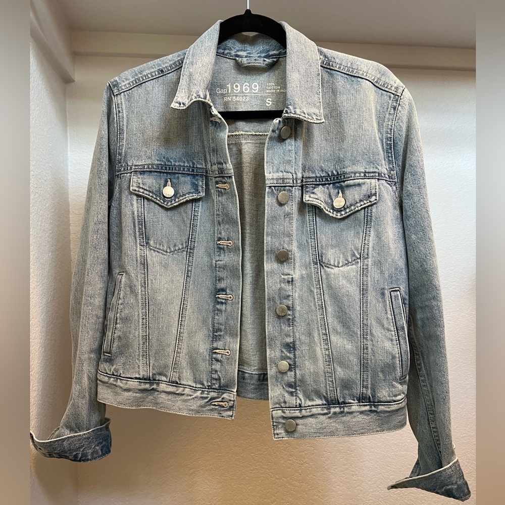 Gap 1969 jean denim jacket